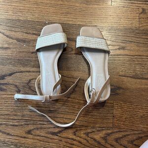 joie sandal with a small heel